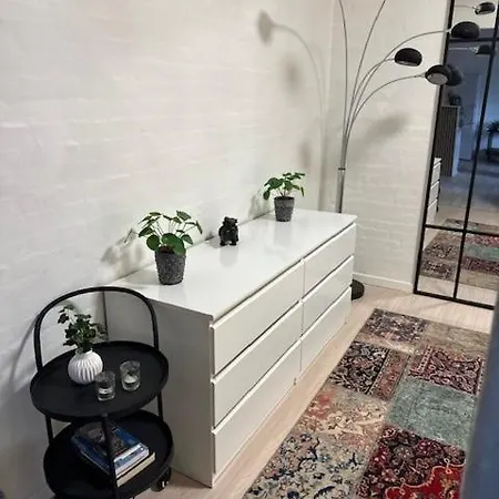 Kontoret , Apartment *